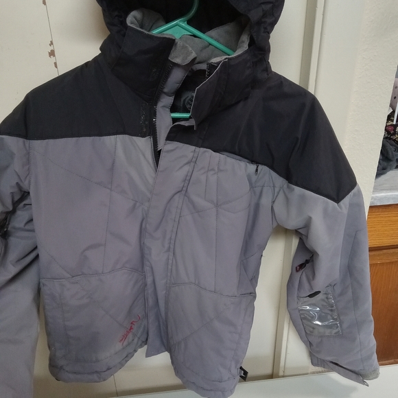 Quiksilver Other - Boys quiksilver hooded jacket size small